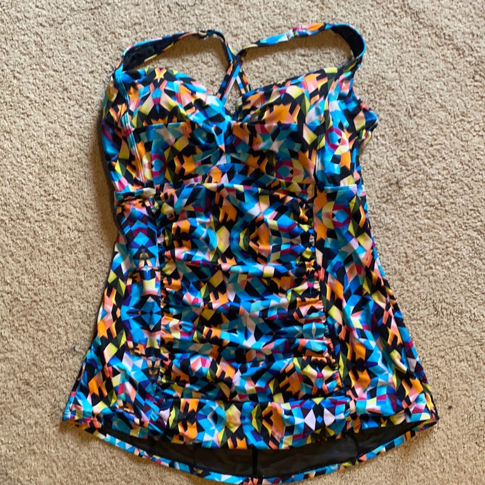 Torrid Multi color tankini top